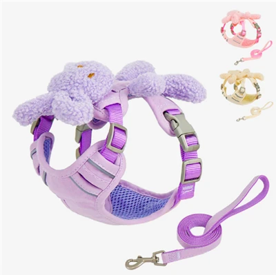 Are there harnesses for dogs that are prone to tangling in the leash?